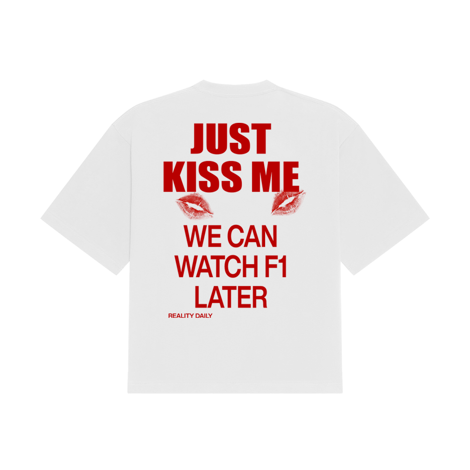 Kiss Me Tee